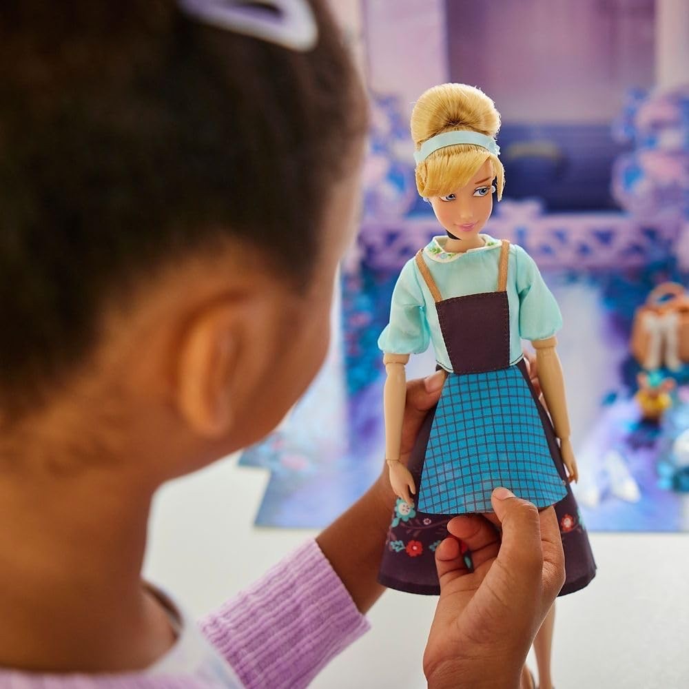 นำเข้า 🇺🇸 เซ็ทตุ๊กตาซินเดอเรลล่าเและกิจกรรมระบายสีCinderella Disney Story Doll - Cinderella 11'' ราคา 1,590 บาท