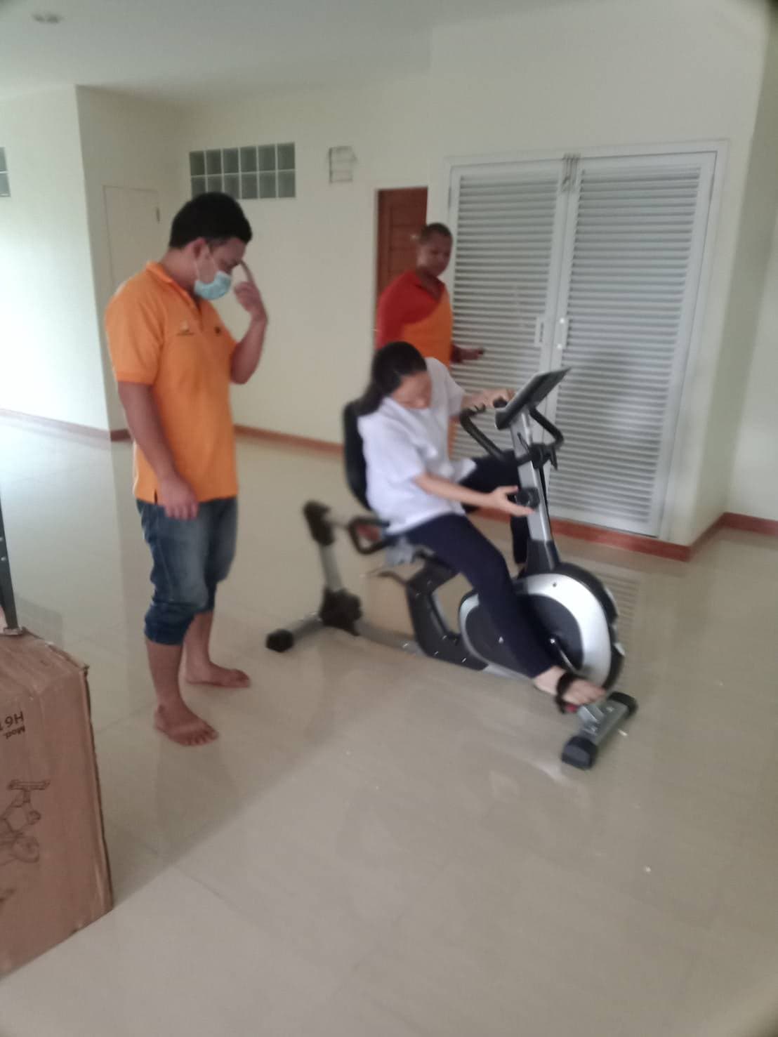 จักรยานออกกำลังกายเอนปั่น BH รุ่น H610 ตัวโชว์