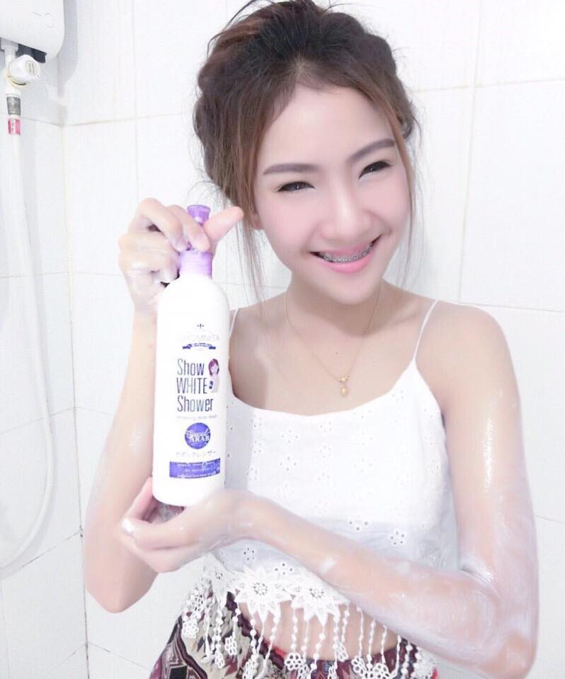 โชว์ไวท์ ชาวเวอร์ ครีมอาบน้ำสูตรอาหรับ (Show white Shower by.Chomnita)