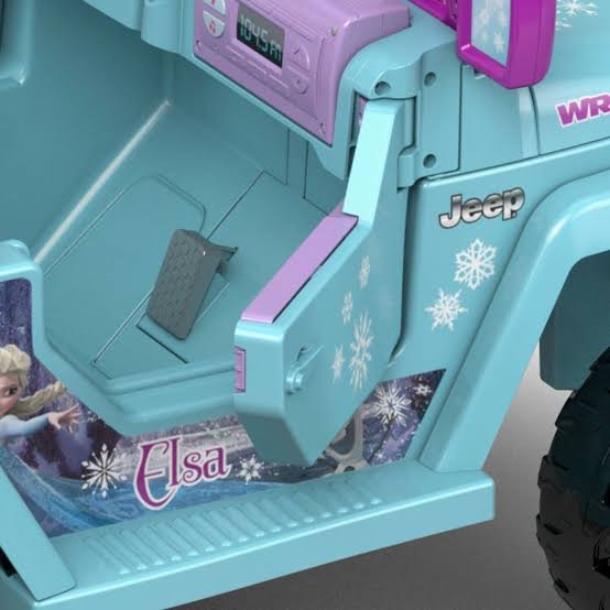 🎉New🎉 ว้าวมากแม่!! รถแบตเตอรี่เด็ก โฟรเซ่น 2 ที่นั่ง Power Wheels Disney Frozen Jeep