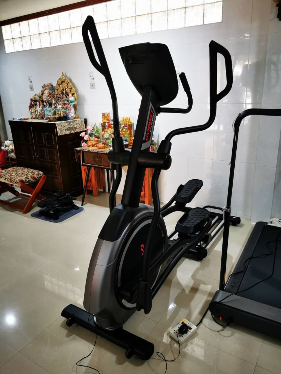 เครื่องเดินวงรี Gymost Eli2 Elliptical Trainer