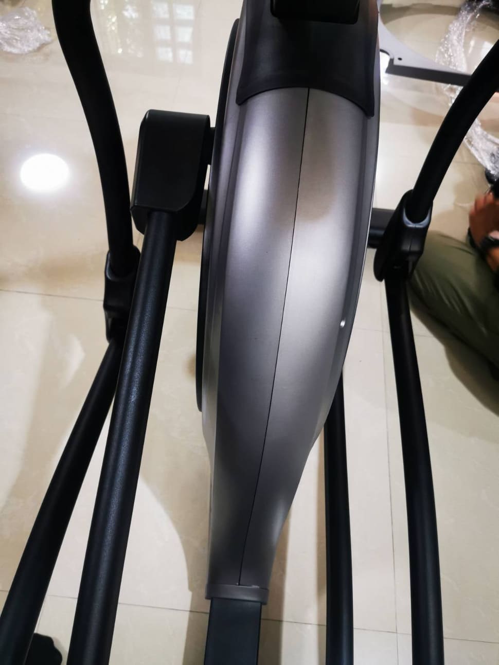 เครื่องเดินวงรี Gymost Eli2 Elliptical Trainer