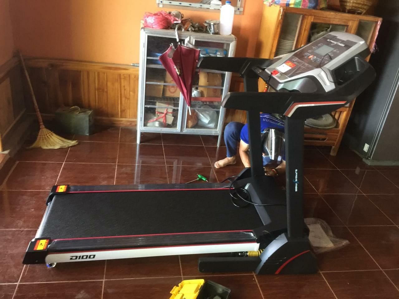 ลู่วิ่งไฟฟ้า Supreme Fitness รุ่น D100 / 3Hpp