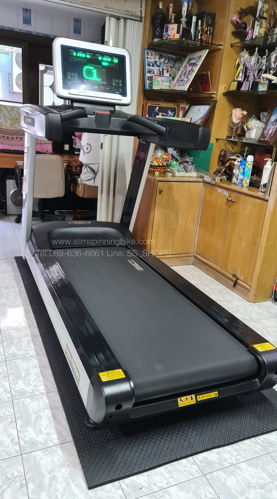 ลู่วิ่งไฟฟ้า Body Strong JB8800 Commercial