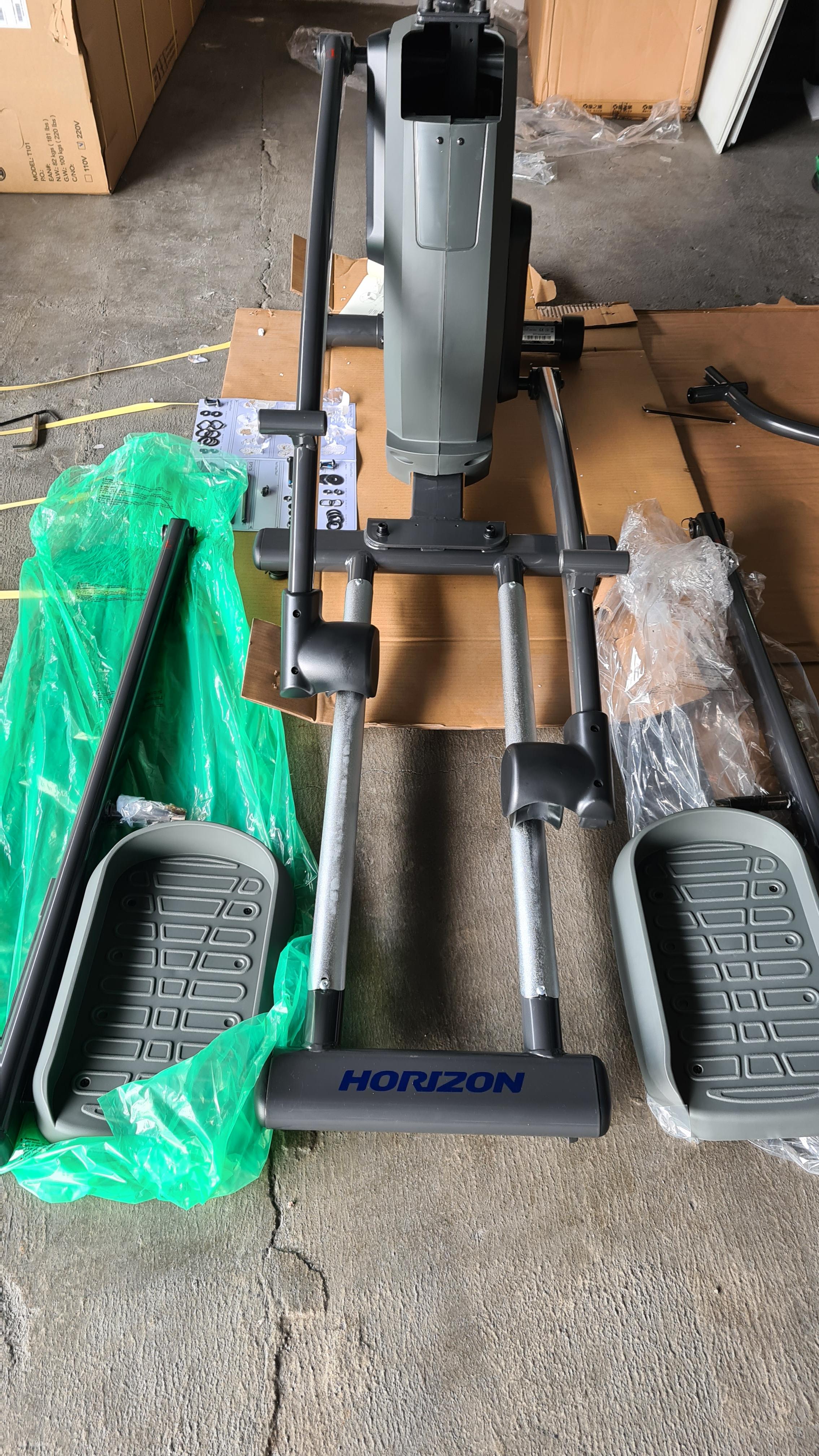 เครื่องเดินวงรี Horizon ex59 elliptical