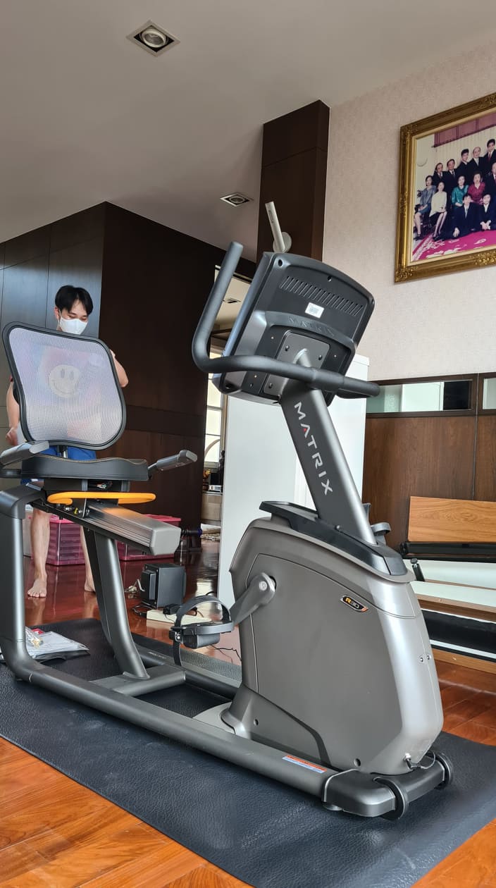 จักรยานเอนปั่น Matrix R30XR