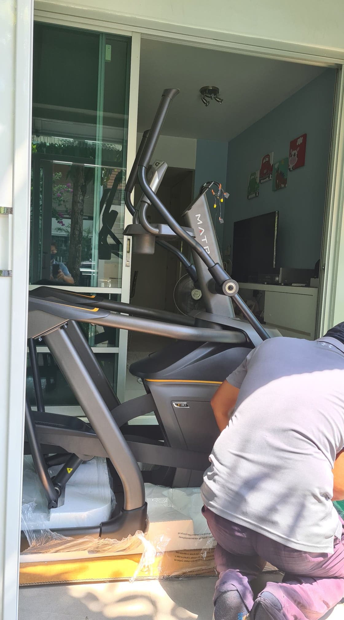 เครื่องเดินวงรี Matrix Elliptical E30XR USA