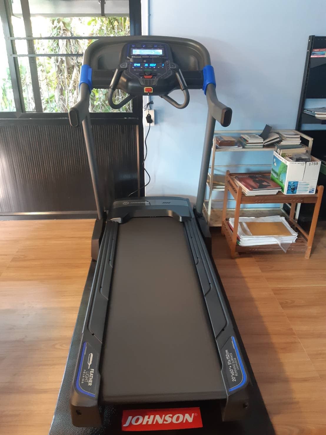 ลู่วิ่งไฟฟ้า Horizon 7.0AT clearance sale