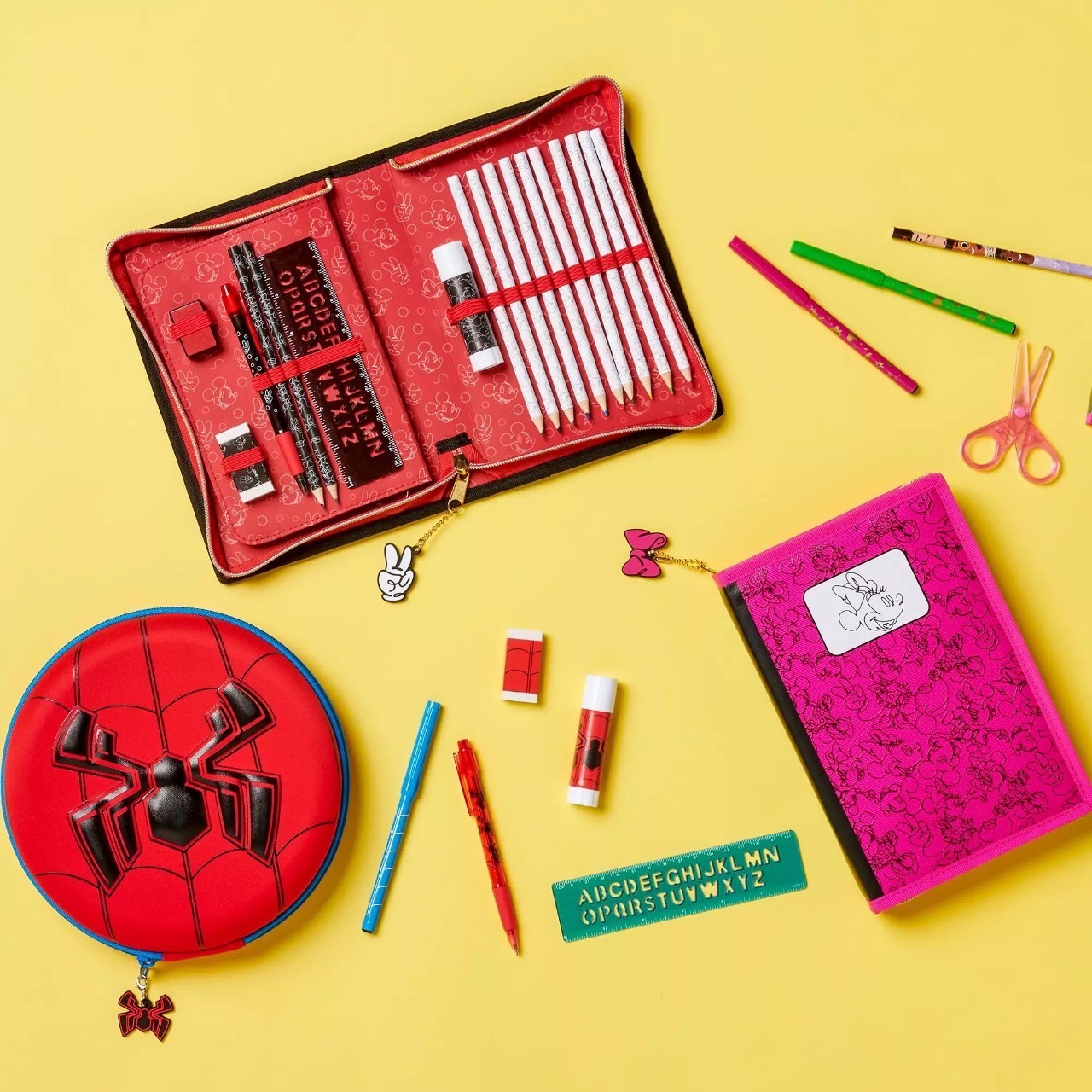 กระเป๋าเครื่องเขียน ลายสไปเดอร์แมน Spider-Man Zip-Up Stationery Kit , ราคา 990 บาท