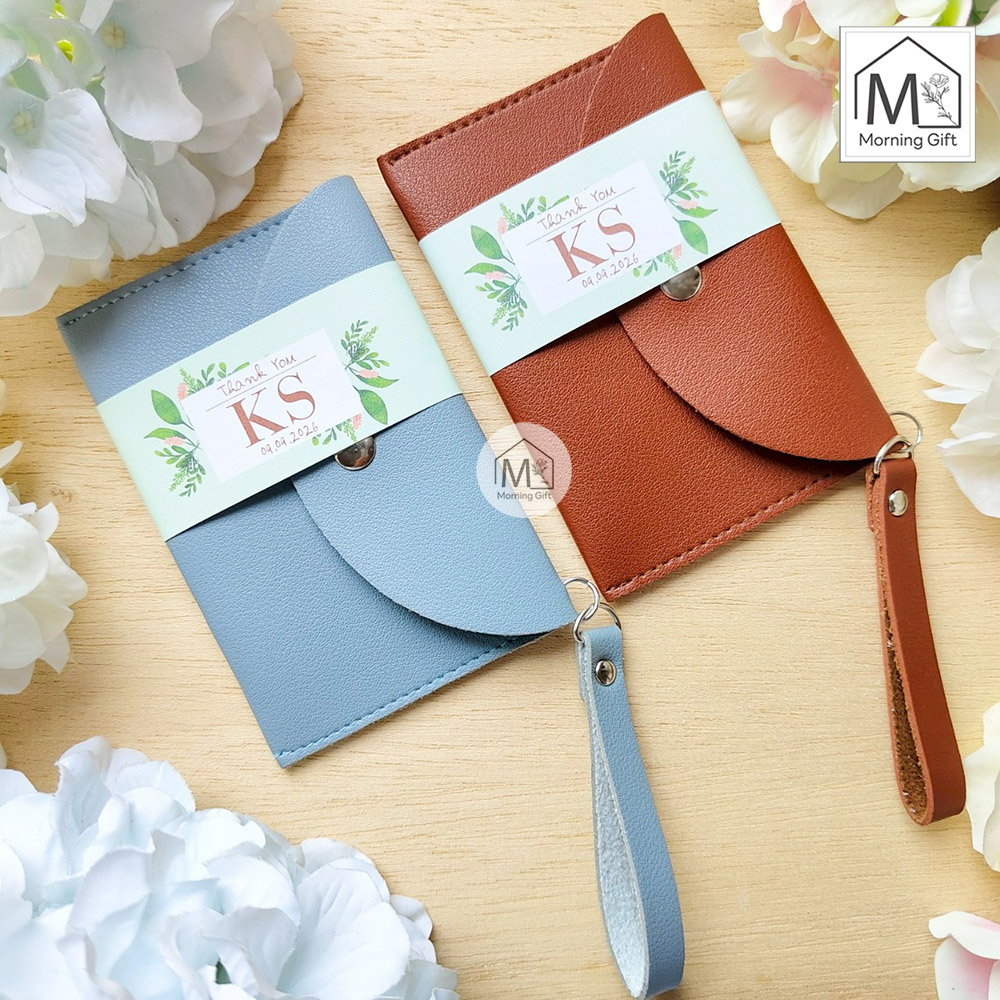 ของชำร่วยพรีเมียม : กระเป๋าสตางค์หนังใส่เหรียญ (เพิ่มปั๊มชื่อได้)