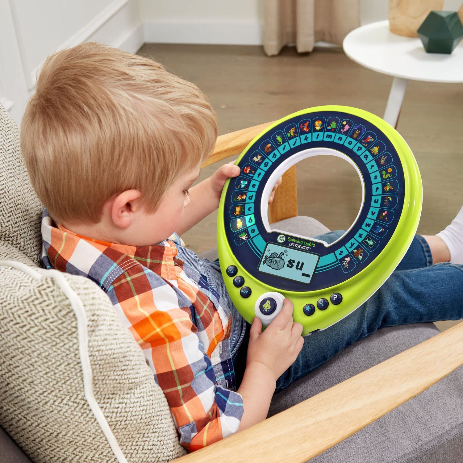 วงแหวนสอนภาษาLeapFrog Spinning Lights Letter Ring ราคา 1,990.- บาท