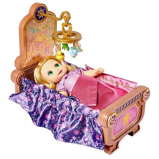 ใหม่✨พร้อมกล่อง Disney Animators' Collection Rapunzel Baby Doll and Crib Gift Set ราคา 4,250.- บาท