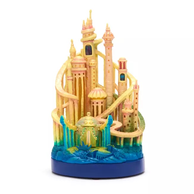 ปราสาท Disney Store Ariel Castle Collection Light-Up Figurine, 8 of 10 ราคา 9,500 - บาท