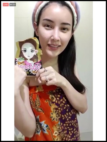 ยายโสภา สครับไวท์ สูตรมะขามนมสด Yai Sopa Scrub White