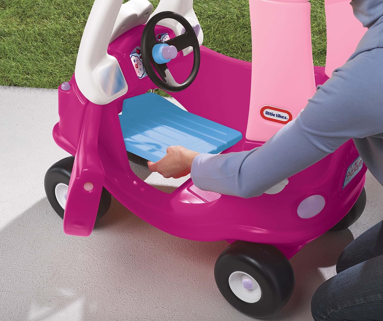 Little Tikes Princess Cozy Coupe รถขาไถ เจ้าหญิง สีชมพูเข้ม