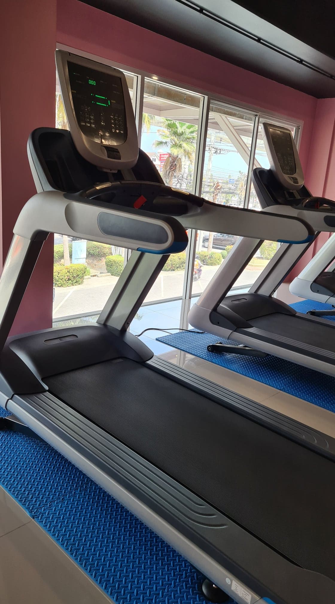 ลู่วิ่งไฟฟ้า x8700 Commercial (AT1400)