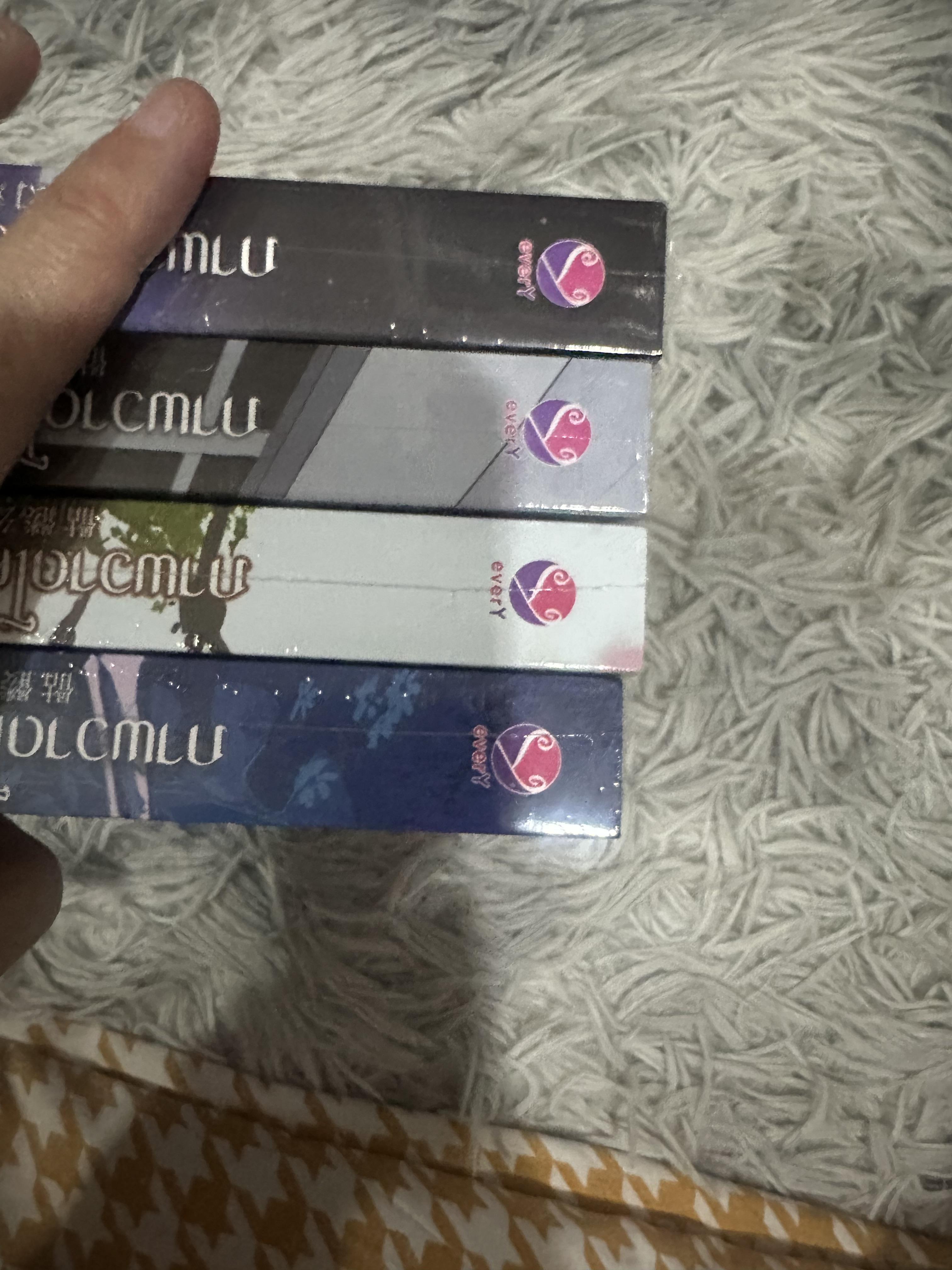 นิยายแปล ภาพวาดโครงกระดูก 4 เล่มจบ