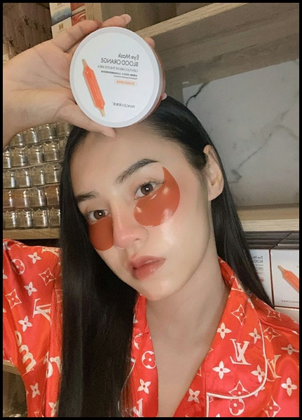 มาร์คใต้ตา IMAGES EYE MASK BLOOD ORANGE