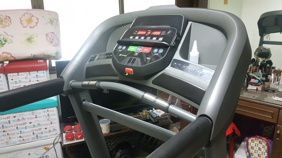 ลู่วิ่งไฟฟ้า Horizon T101