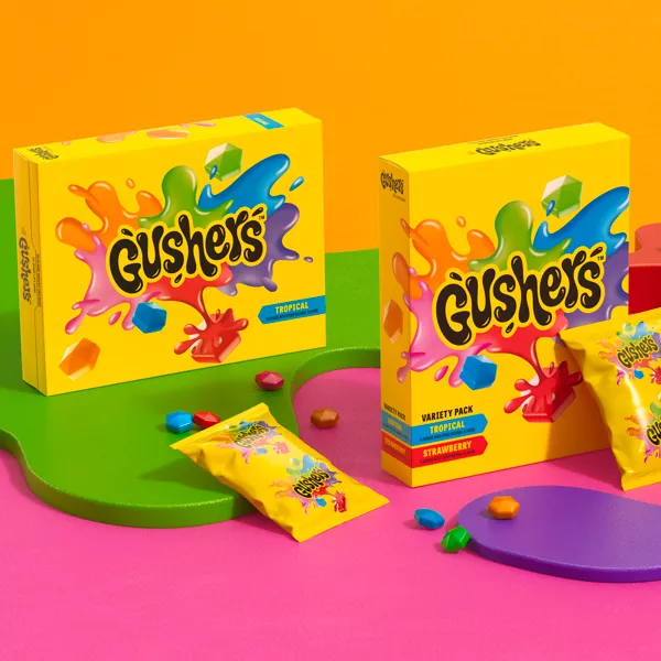 นำเข้า🇺🇸 ขนมรสผลไม้ Gushers Strawberry Splash and Tropical fruit flavored snacks, 6 ct ราคา 250 บาท