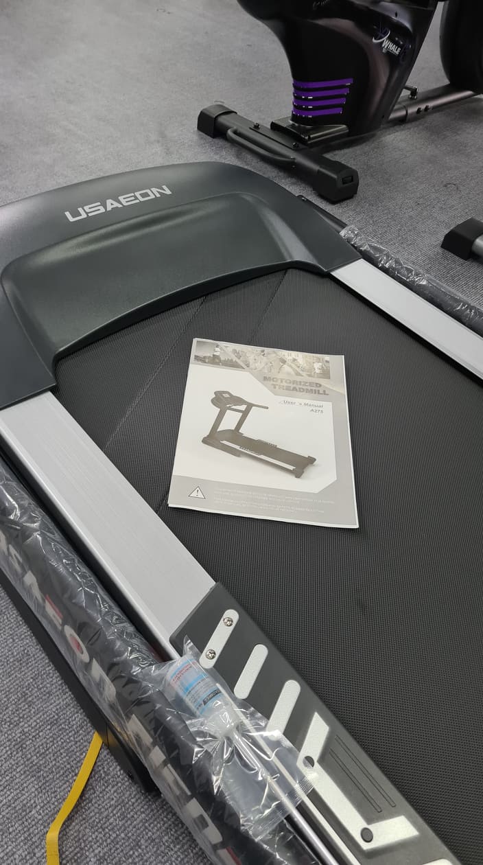 ขายตัวโชว์ลู่วิ่งไฟฟ้า USAeon รุ่น A275Pro2 Treadmill USA