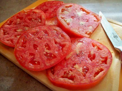 มะเขือเทศบีฟสเต็กสีแดง - Red Beefsteak Tomato