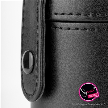 SIGMA :: Essential Kit - Mr. Bunny แปรงพื้นฐานขนสังเคราะห์ ชุด 12 ชิ้น ดูรายละเอียดด้านใน