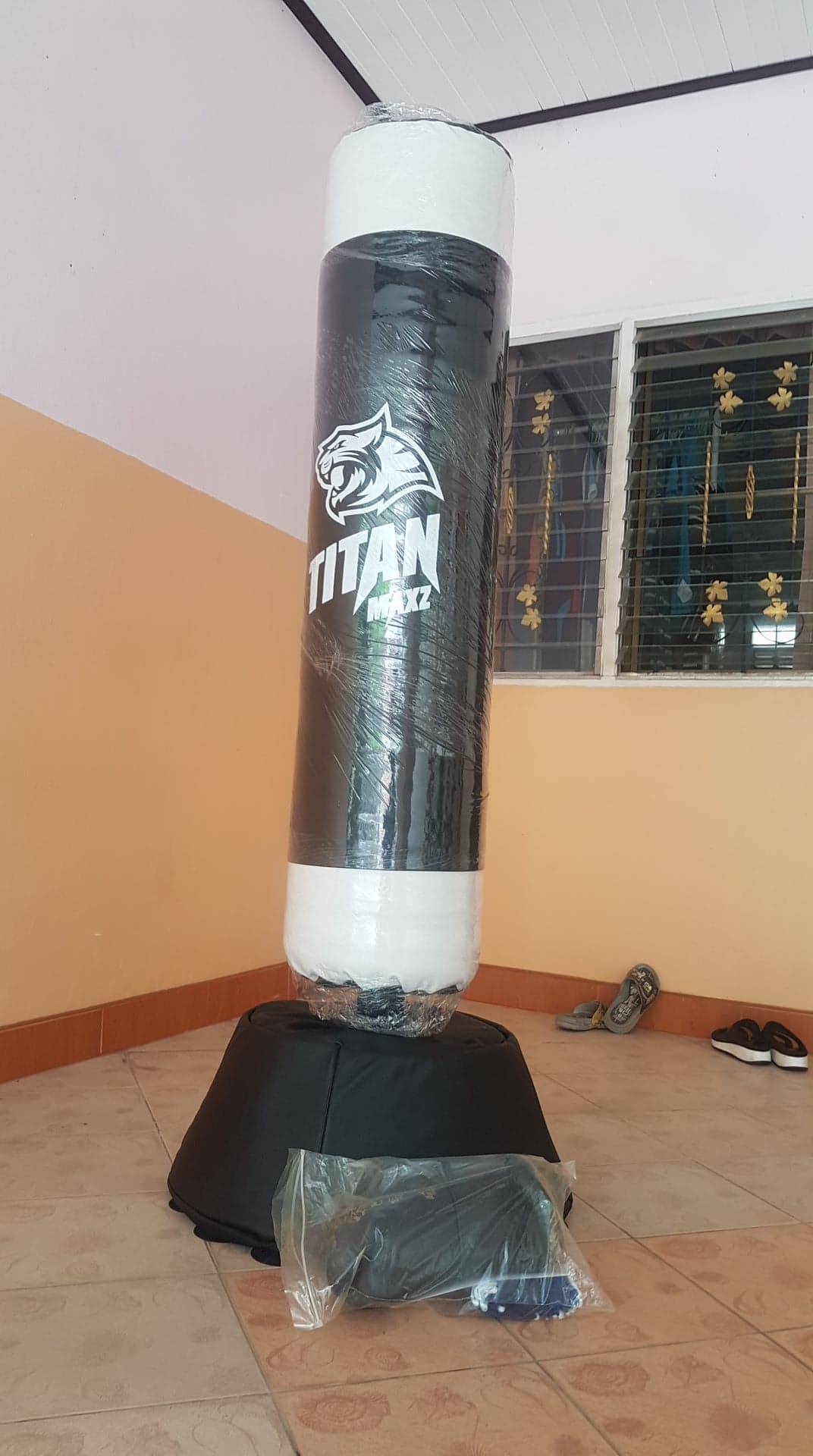 กระสอบทรายตั้งพื้น TitanMaxz