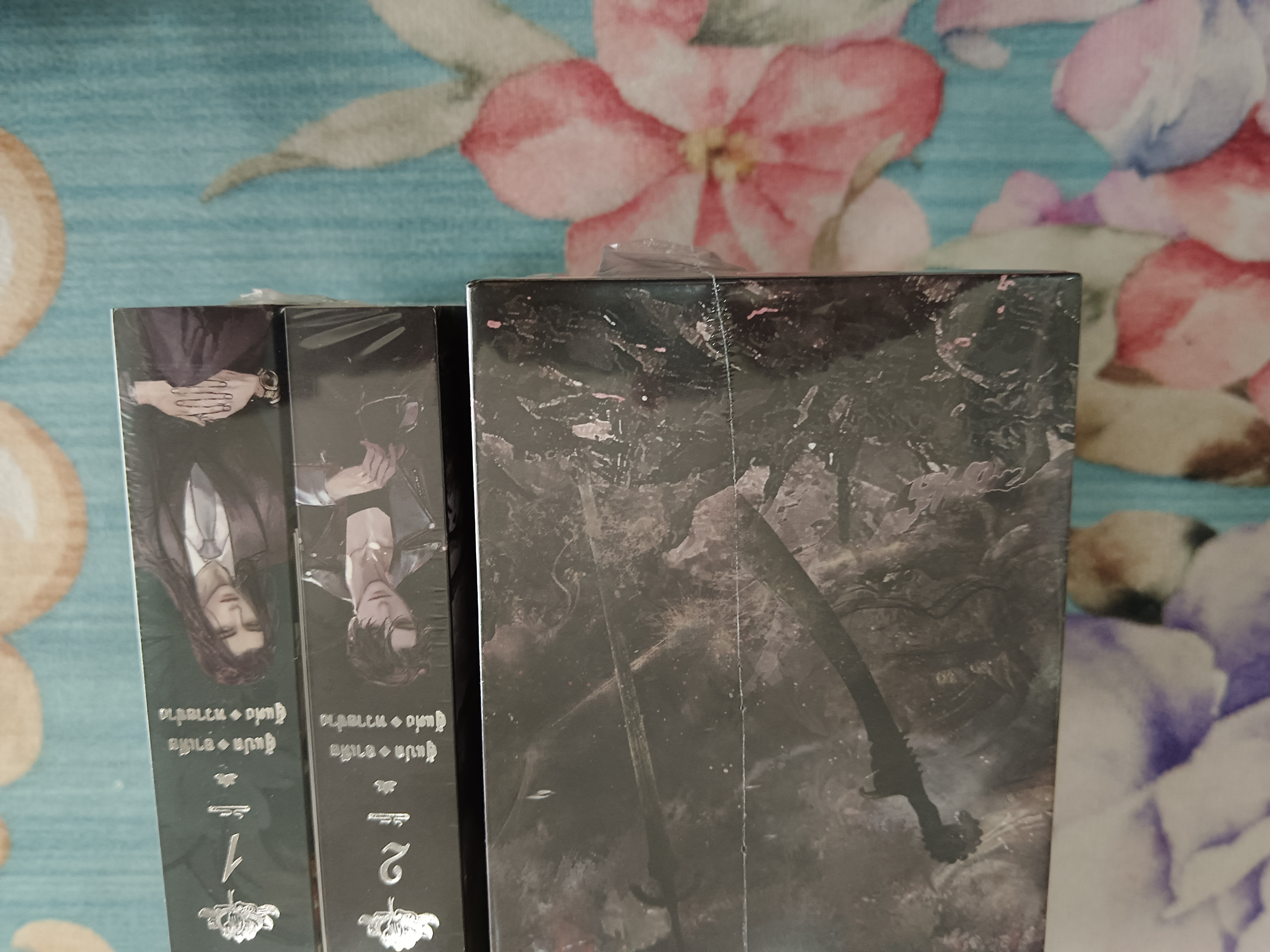 Boxset นิยายแปล โคมสะท้อนดอกท้อ รอบจอง บ