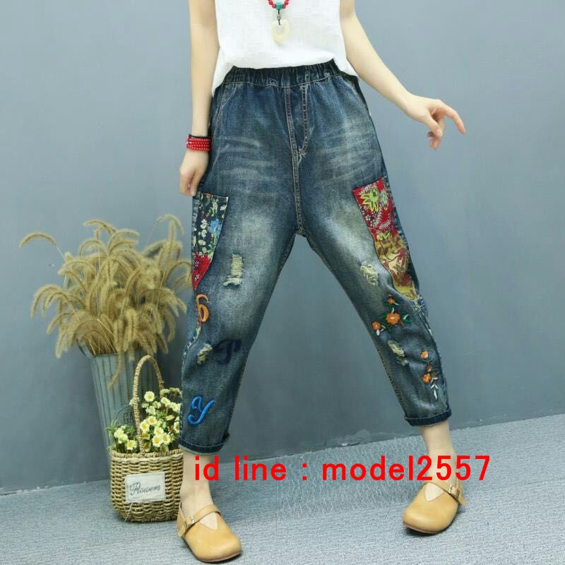JW6106002 กางเกงยีนส์ผู้หญิงเกาหลี Retro Art สไตล์ Harem ทรงหลวมเย็บปักถักร้อย ยีนส์เข้ม M L XL JW6106002 ตัว