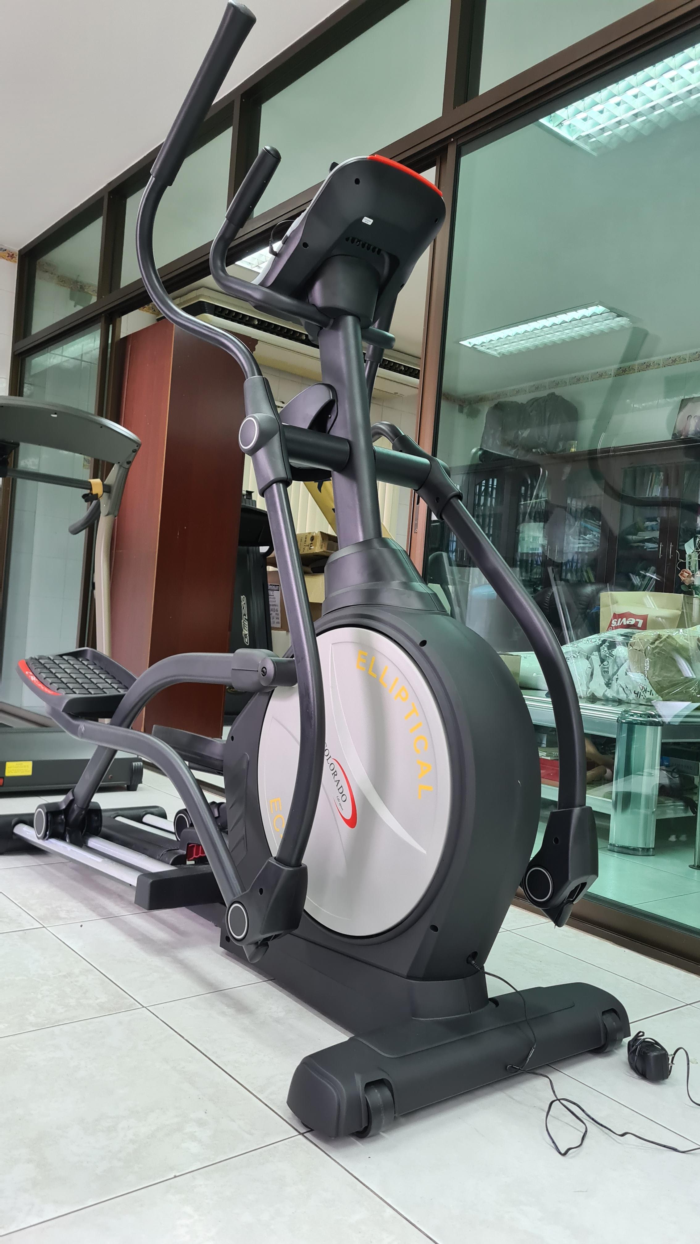 เครื่องเดินวงรี Coloradoรุ่น EC655 ELLIPTICAL