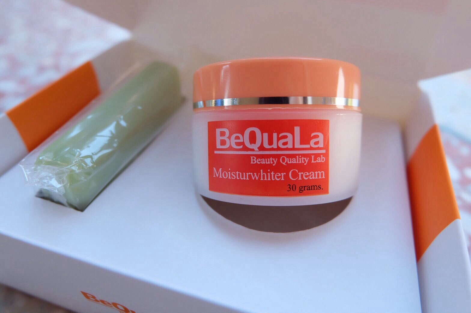 ครีมบีควอล่า(bequala) เซตเปลี่ยนหน้าสิวให้เป็นหน้าใส โปรฟรี EMS