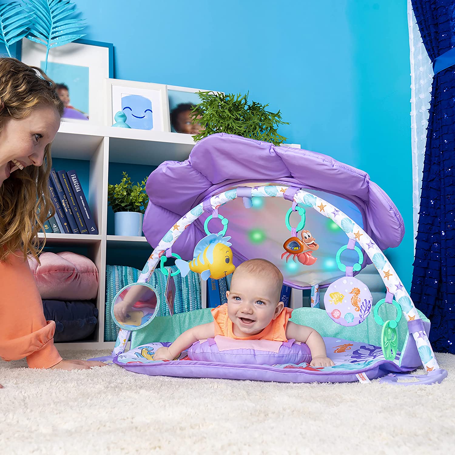 เพลยิม Bright Starts® Disney Baby® The Little Mermaid Twinkle Trove Activity Gym ราคา 4,390 บาท