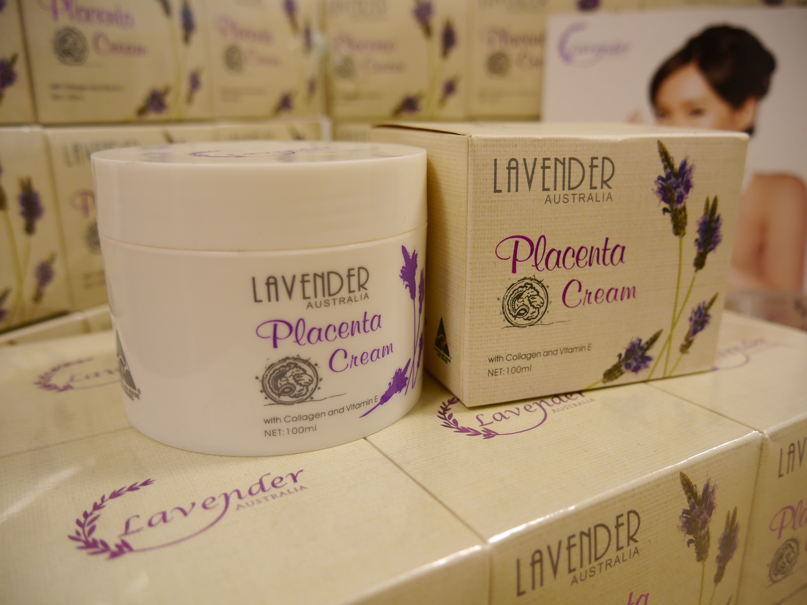 ครีมรกแกะลาเวนเดอร์ พลาเซนต้า (Lavender Placenta Cream)