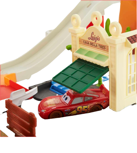 เพลเซ็ทสนามแข่ง Disney Car Toys Track Set with Lightning McQueen Toy Car & Storage Tub ราคา 1,990.-