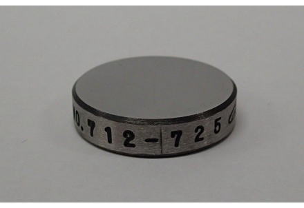 YAMAMOTO UMV-900 เทสบล็อคเพื่อใช้ทดสอบความแข็ง / YAMAMOTO UMV-900 Stand Block For HARDNESS TESTER
