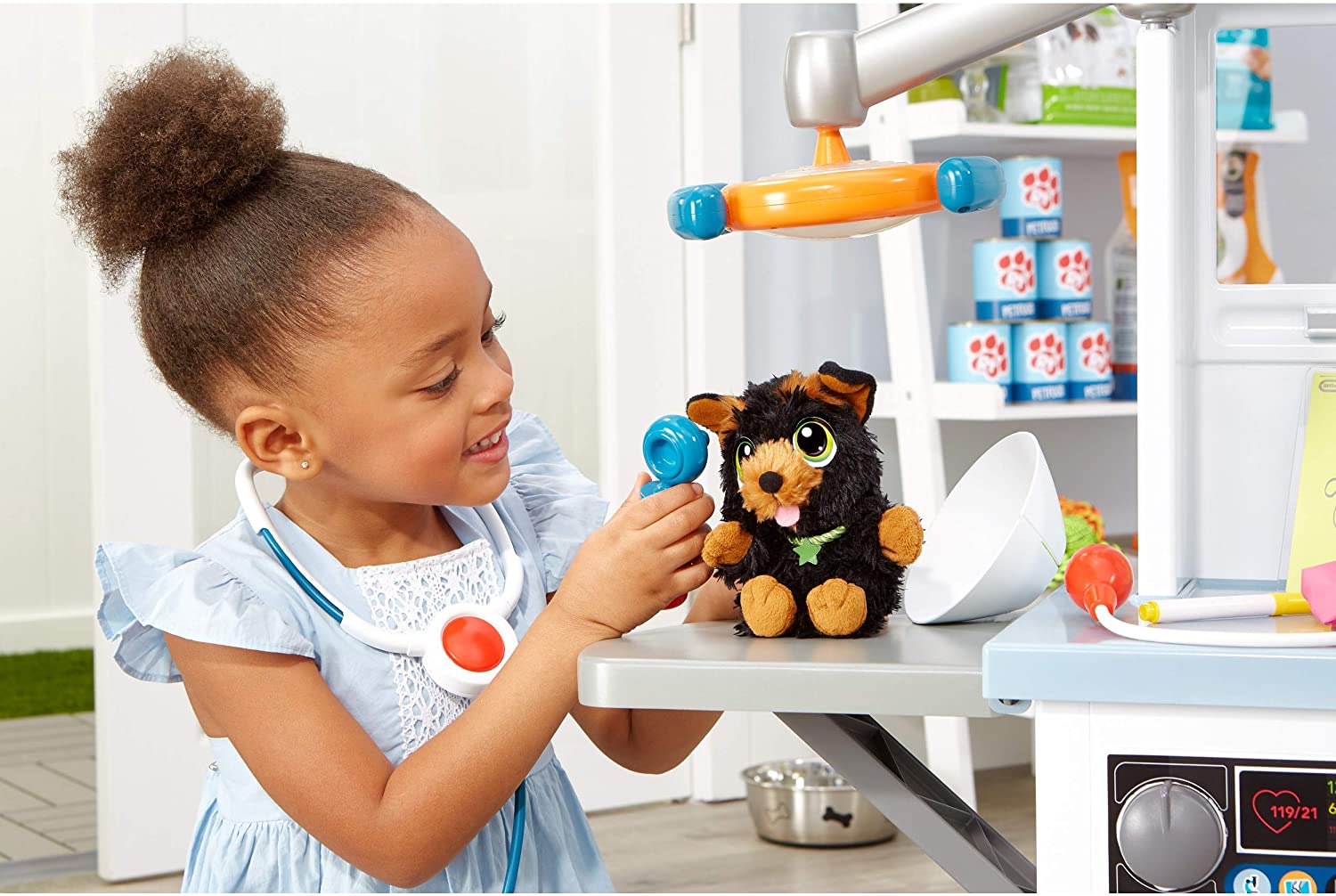 Little Tikes Vet Toys for Kids - My First Pet Doctor Checkup Pretend Play Set Veterinarian Playse ราคา 5,890 - บาท