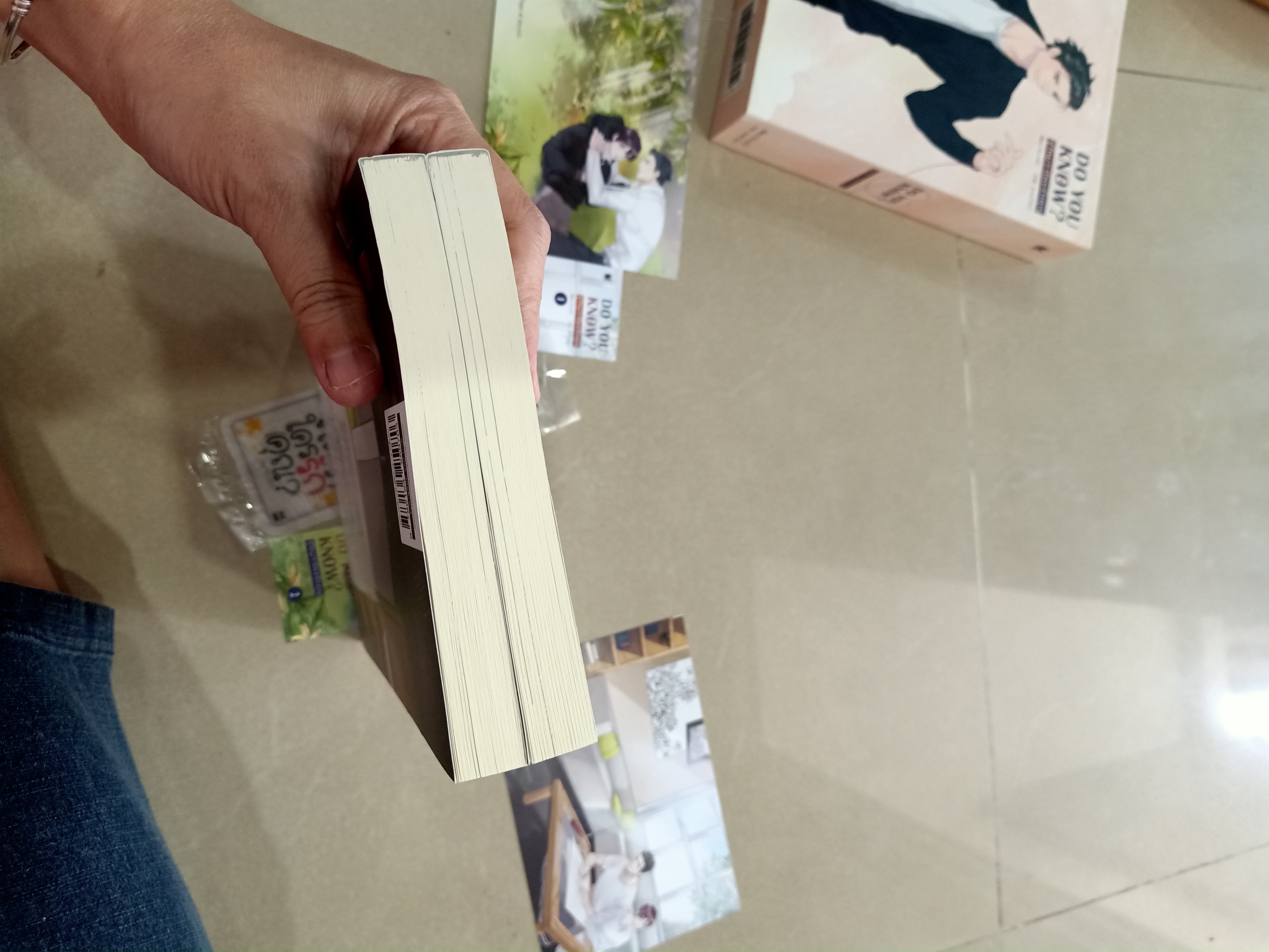 Boxset นิยายแต่ง รู้ไหมว่าใครรักนาย รอบจอง