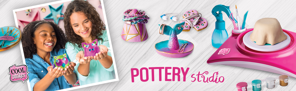 ชุดกิจกรรมเครื่องปั้นดินเผา Cool Maker, Pottery Studio, Clay Pottery Wheel Craft Kit for Kids Aged 6 and Up (Edition May Vary) ราคา 990 บาท