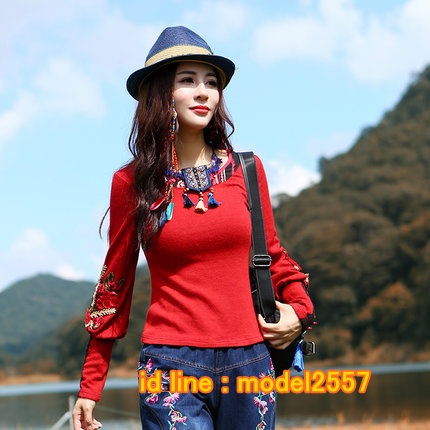 UM6102005 เสื้อยืดแขนยาวสีแดงโมฮีเมียน เย็บปักถักร้อยชาติพันธุ์ UM6102005 ตัว