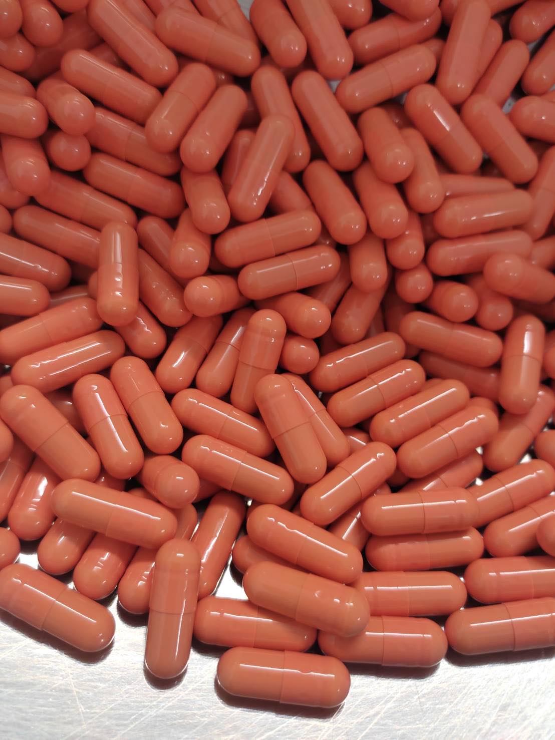 กระชายขาวแคปซูลสกัด เม็ดละ 1.75 บาท ไม่ผสมอย่างอื่น กระชายสกัดเข้มข้น 100% กระชายขาวแคปซูล เป็นสารสกัดละลายน้ำได้ สกัดโดยเครื่อง Spray Dry กระชายขาวสกัด Galingale, Chinese ginger กระชายขาว ช่วยบำรุงธาตุ