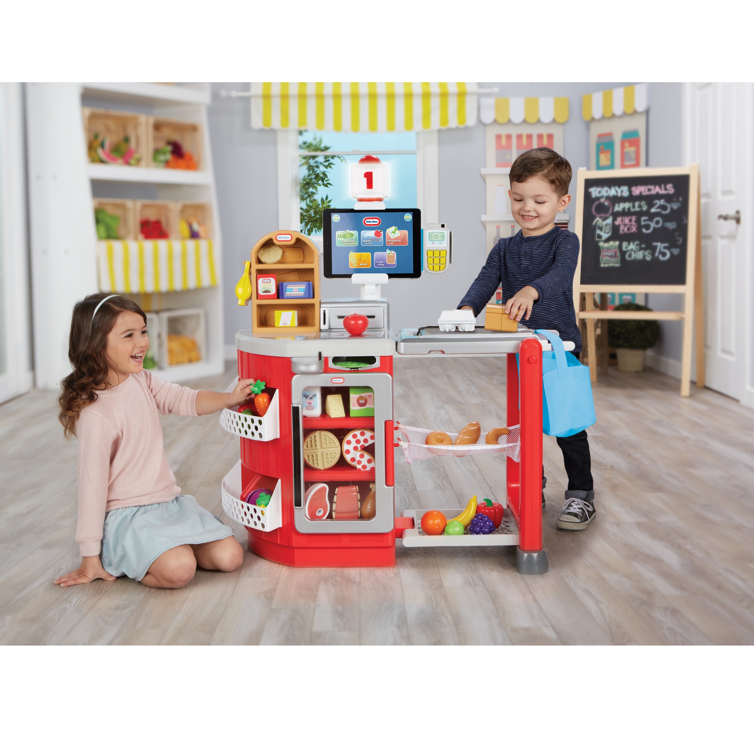 ครัวพร้อมเคาน์เตอร์ สมาร์ทบลูทูธ Little Tikes Shop 'n Learn Smart Checkout Role Play Toy ราคา 9,900 บาท