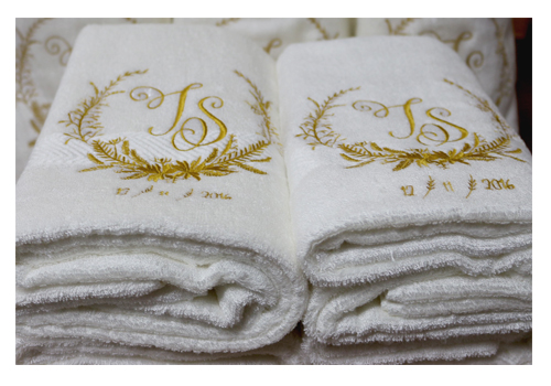 Bambio ผ้าขนหนูรับไหว้ปักโลโก้