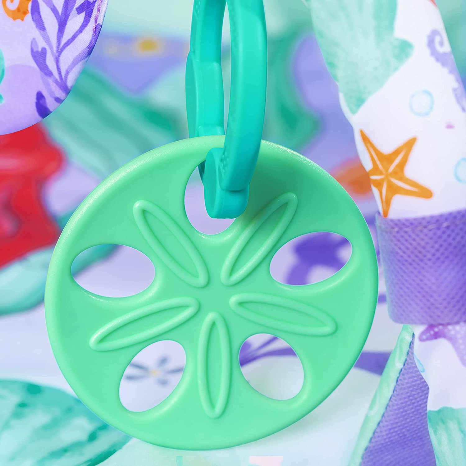 เพลยิม Bright Starts® Disney Baby® The Little Mermaid Twinkle Trove Activity Gym ราคา 4,390 บาท