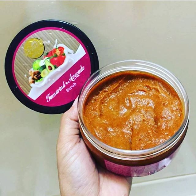 พริ้วพราวสครับไวท์ (Tamarind + Avocado Scrub) ราคาส่ง 1xx