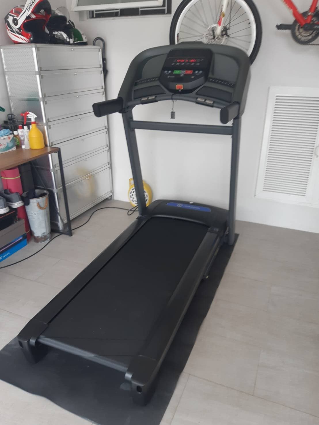 ลู่วิ่งไฟฟ้า Horizon T101