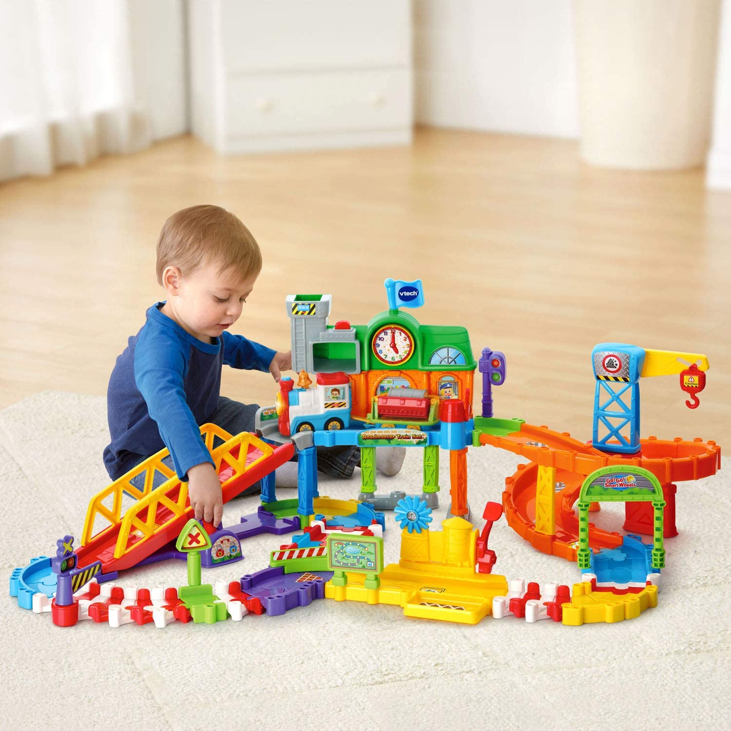 วีเทค VTech Go! Go! Smart Wheels Roadmaster Train Set, Multicolor ราคา 3390 บาท