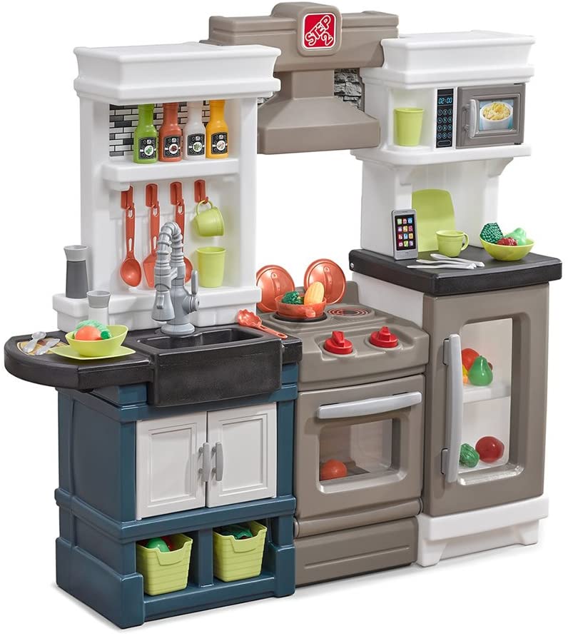 ชุดครัวจำลอง Step2 Modern Metro Kitchen | Modern Play Kitchen & Toy Accessories Set มีแสงและเสียงสมจริง