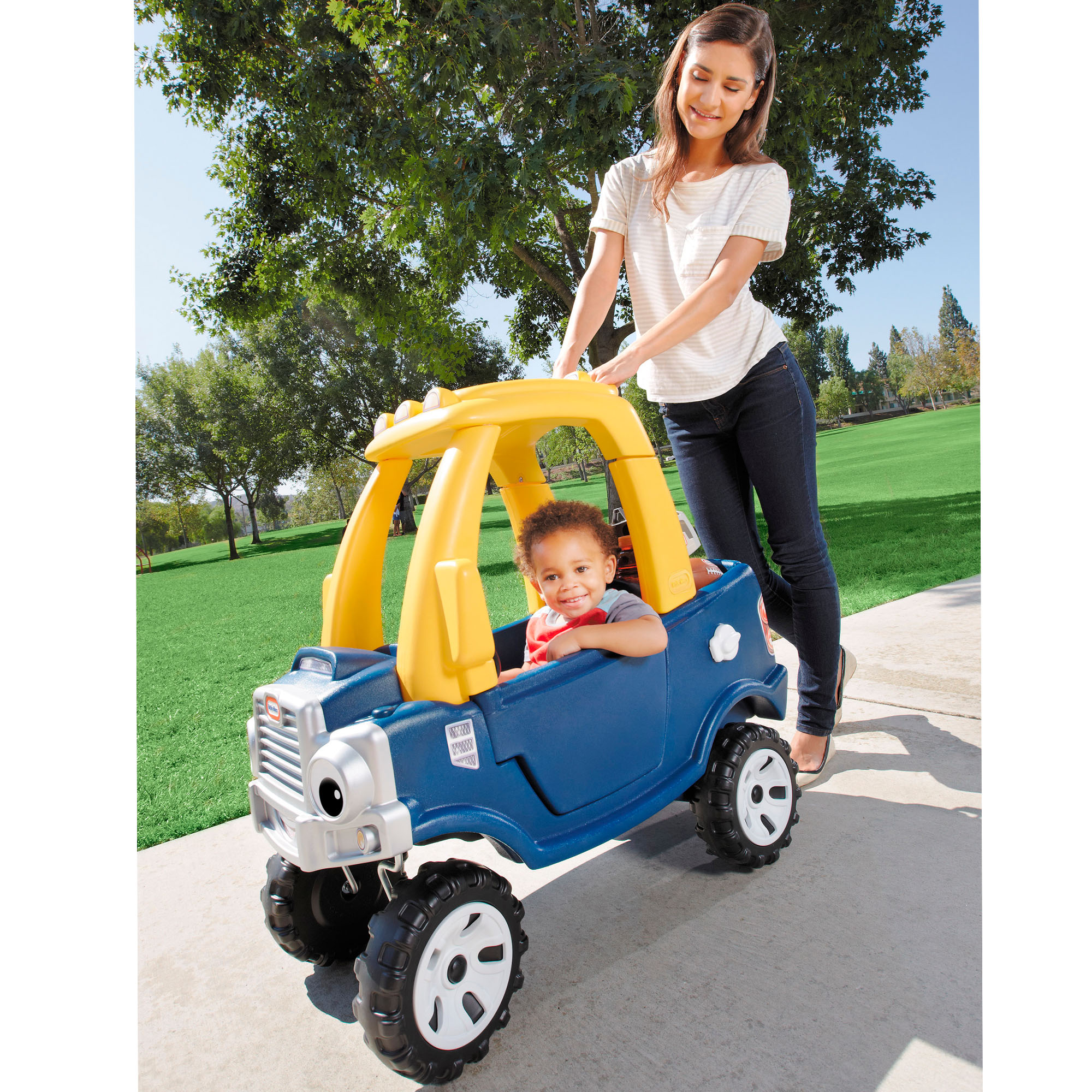 Little Tikes Cozy Truck, Pedal and Push Riding Toys ราคา 5,990 บาาท