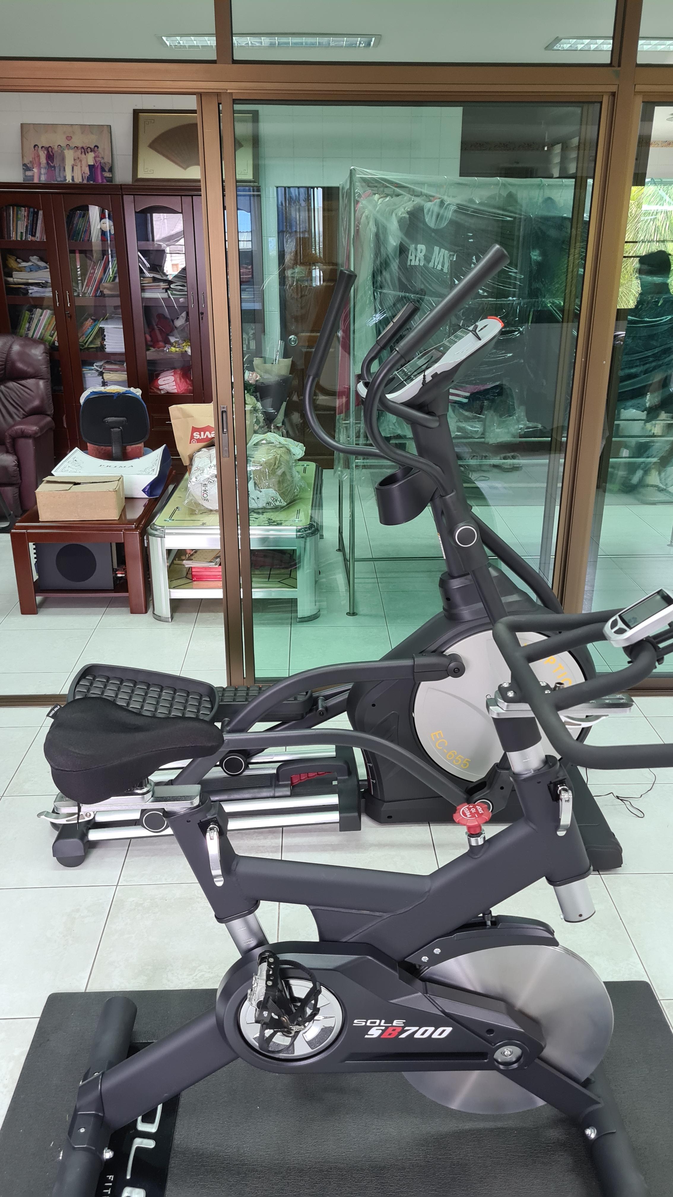เครื่องเดินวงรี Coloradoรุ่น EC655 ELLIPTICAL